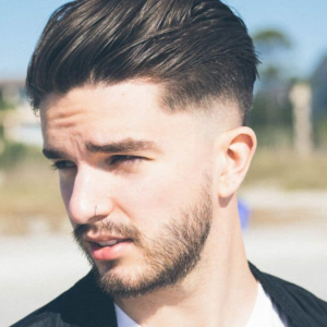 5 Errori Comuni nella Cura dei Capelli e Come Evitarli